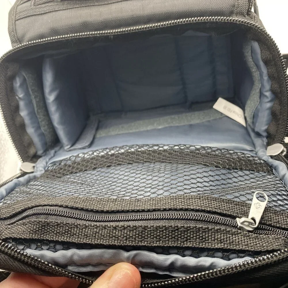 Samsonite Camera Bag Padded Small DSLR Point n Shoot Pockets Strap Black